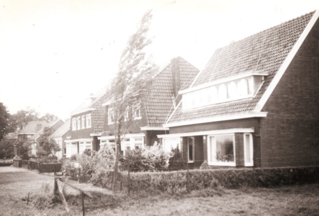 Knalhutteweg 53-55-57-59-61-63 woningen foto 1974.jpeg