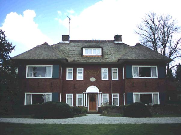 Knalhutteweg 125 landhuis 't Walmink van G.H. Smelt nu rijksmonument.jpg
