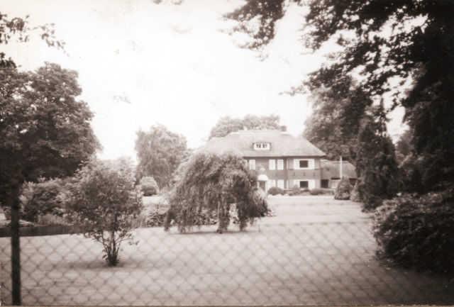 Knalhutteweg 125 landhuis bouwjaar 1938 foto 1974.jpeg