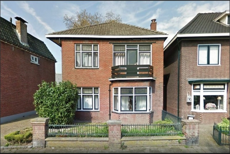 Kneedweg 51 Het herenhuis is gebouwd in 1928.jpg