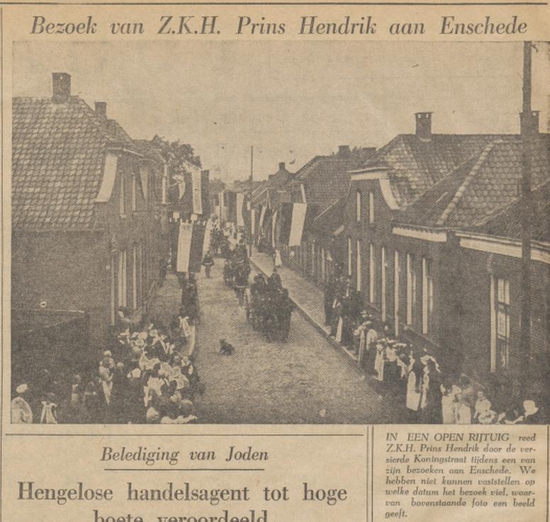 Koningstraat 1-3 links en  2-4 rechts vanaf Beltstraatkrantenbericht Tubantia 1-4-1954.jpg