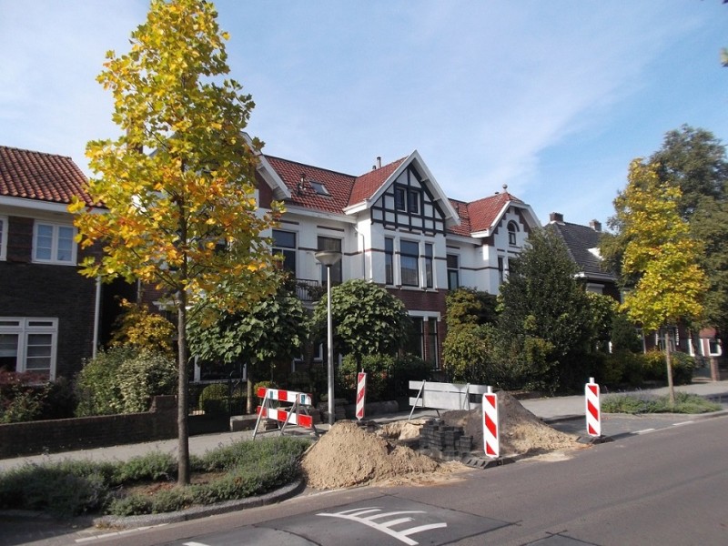 Kortenaerstraat 15-19 panden bouwjaar 1913 foto 10-11-2013.JPG