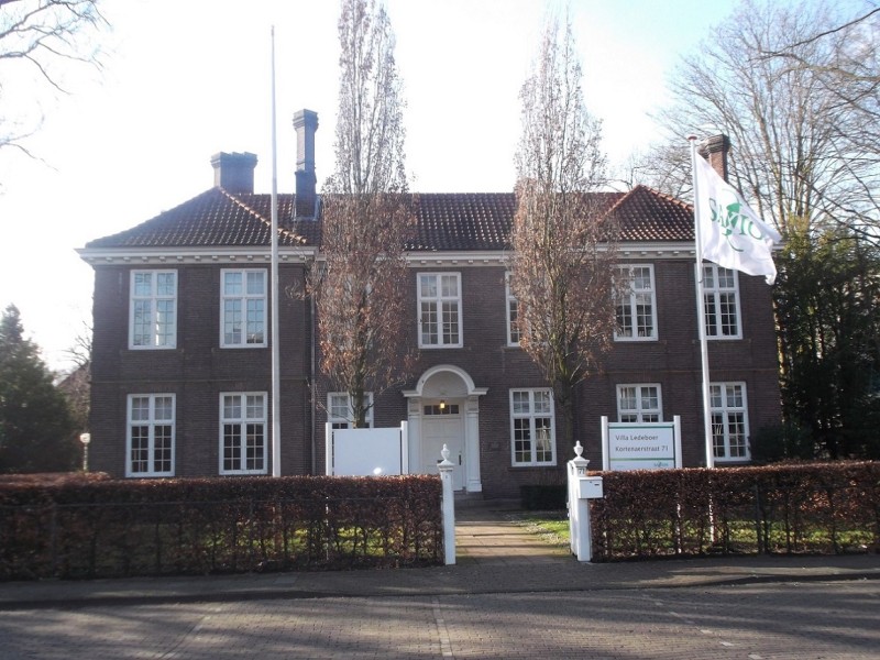 Kortenaerstraat 71 villa Ledeboer (3).JPG