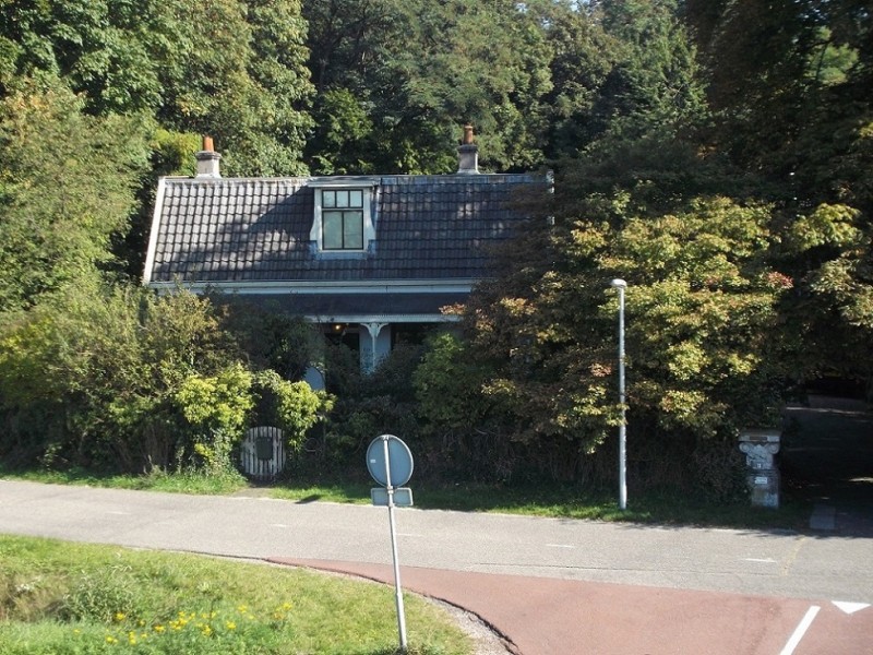 Knalhutteweg  11-15.JPG