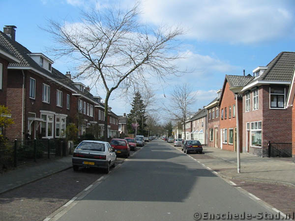 Kottendijk 84 rechts  wijk Walhof.jpg