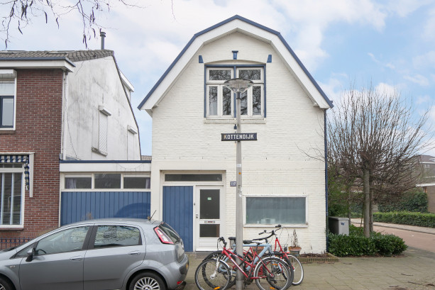 Kottendijk 112 hoek Binnenhof.jpg