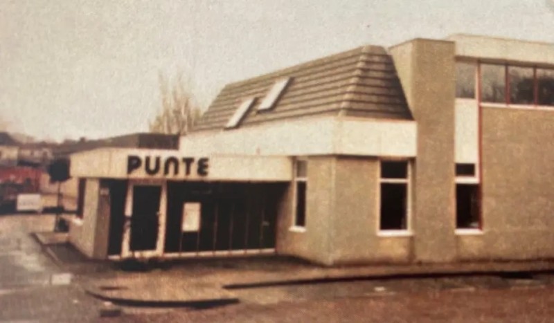 Minkmaatstraat 112 aannemersbedrijf J.G.M. Punte & Zoon sinds 1972.jpg