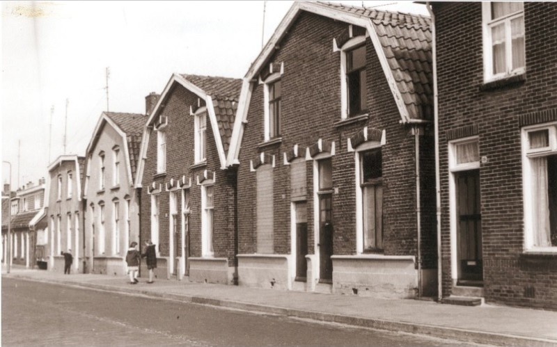 Kottendijk 120-130 woningen 1967.jpg