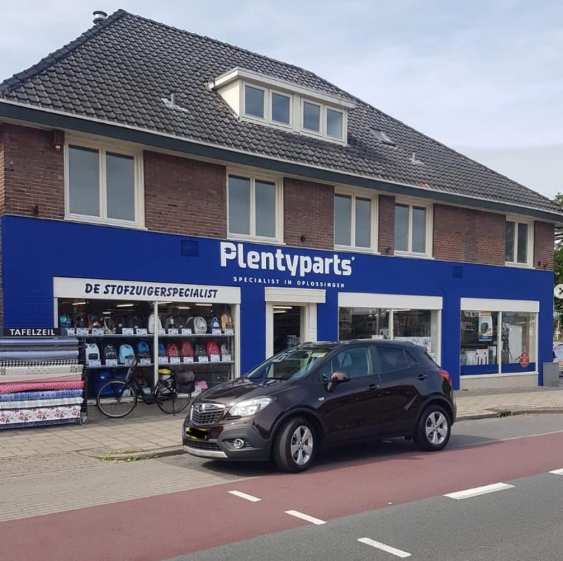 Laaressingel 38-40 onderdelenhuis Plentyparts.jpg