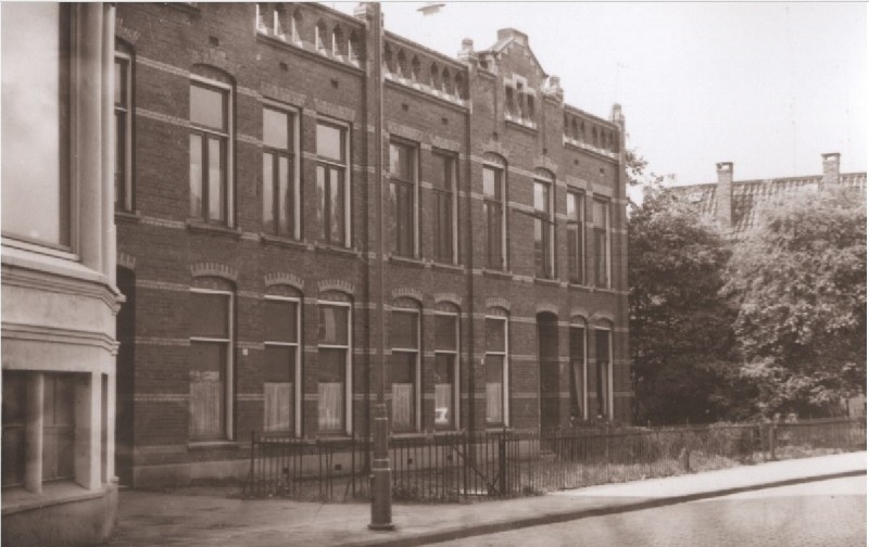 Lage Bothofstraat 14 en 16-22 foto 1967..jpg