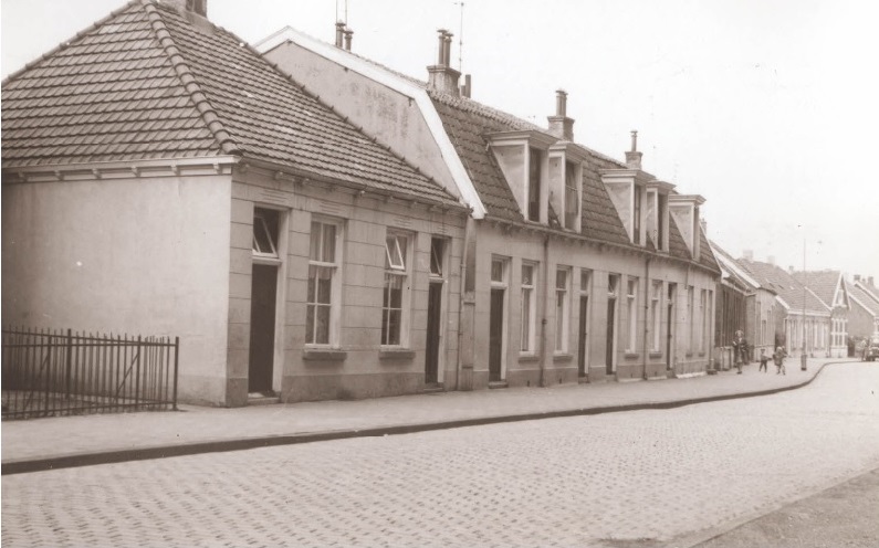 Lage Bothofstraat 144-156 woningen fot 1967.jpg