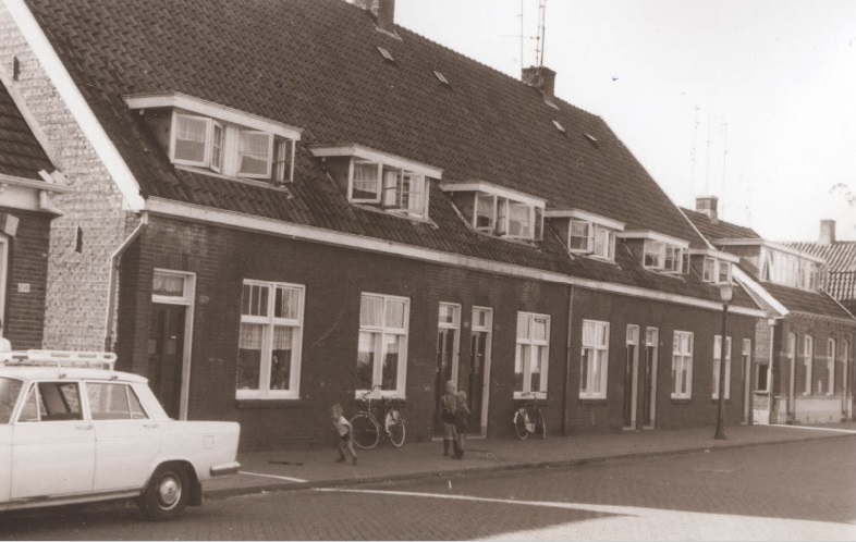 Lage Bothofstraat 284-294 woningen 1967.jpg