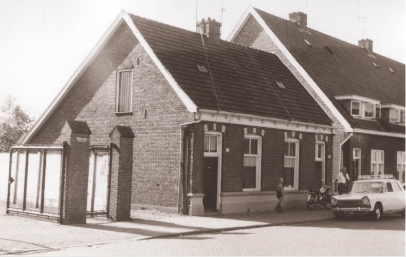 Lage Bothofstraat 296-298 woningen 1967.jpg