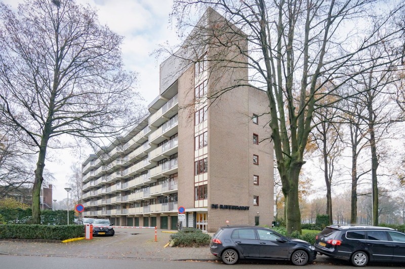 Marthalaan 2 flatgebouw De Ravenhorst..jpg