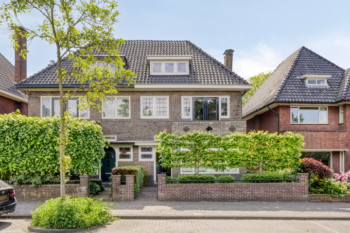 Gronausestraat 40-42 eerder 240-242.jpg