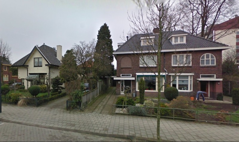 Gronausestraat 203-205-207 eerder 321-323-325 won ingen bouwjaar 1928 foto 2009.jpg