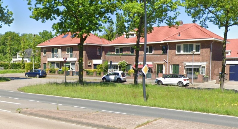 Gronausestraat 589-597 woningen bouwjaar 1930 foto 2021.jpg