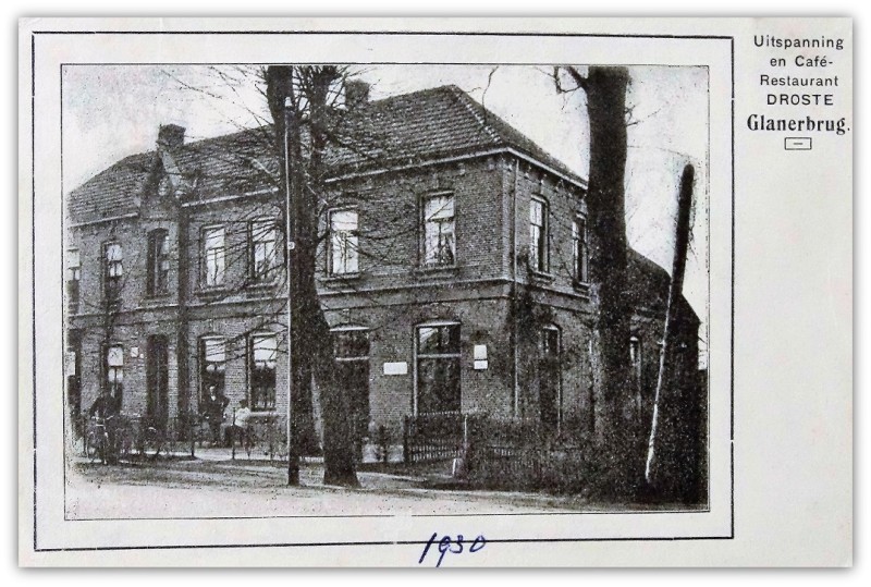 Rijksweg 7 later Gronausestraat 1258 Uitspanning en Cafe-Restaurant Droste 1910.jpg