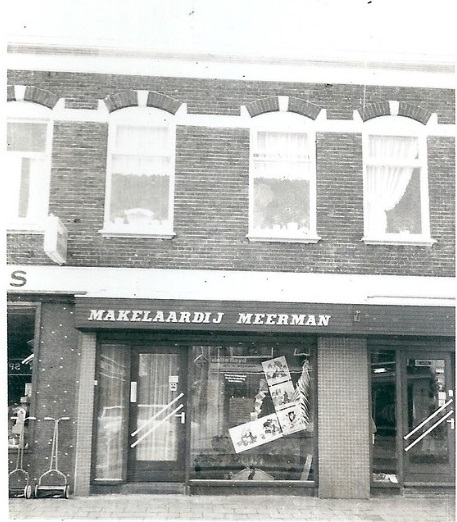 Gronausestraat 1118 Glanerbrug makelaardij Meerman 1975 vroeger pand kapperszaak.jpg