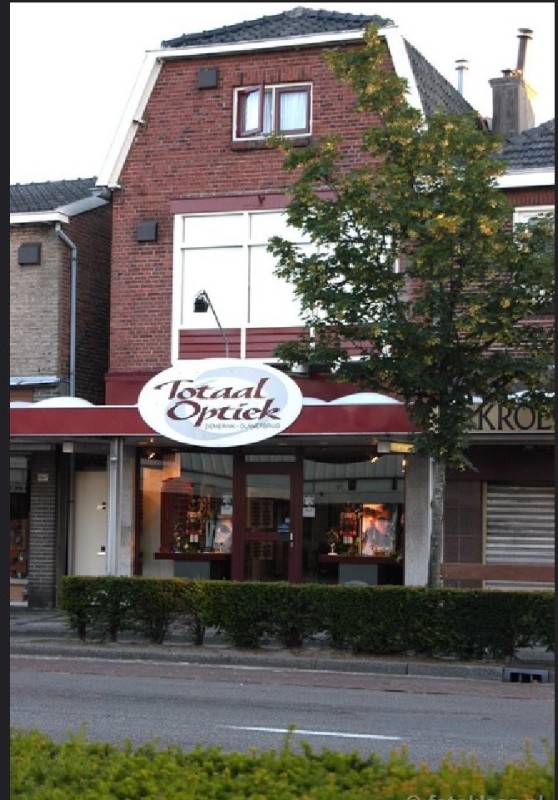 Gronausestraat 1199 Totaal Optiek Ziemerink 20-7-2003.jpg
