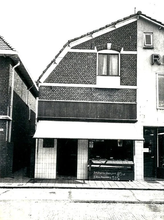 Rijksweg 132 later Gronausestraat 1191 Glanerbrug Groentezaak Bijker eerder groentezaak K.Bakker.jpg