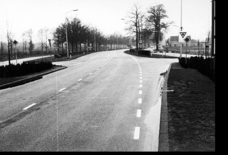 Gronausestraat 991 eerder Rijksweg 262 kruising met  rechts de Zwarteweg en links de Willem Barendszstraat. Glanerbrug.jpg