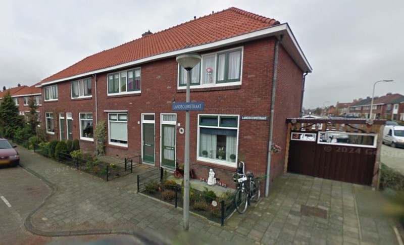 Landbouwstraat 2-4-6-8 vanaf hoek B.W. ter Kuilestraat woningen bouwjaar 1935 foto 2009.jpg