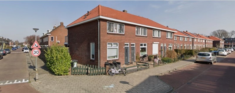 Landbouwstraat 34-36-38-40 hoek Dr. P. van Hoekstraat woningen bouwjaar 1935 foto 2022.jpg