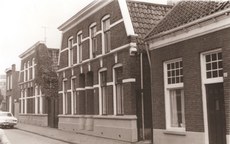 Ledeboerstraat 32-40 woningen 1967.jpg