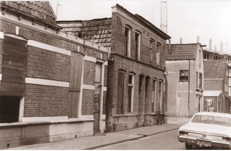 Ledeboerstraat 41-49 woningen 1967.jpg