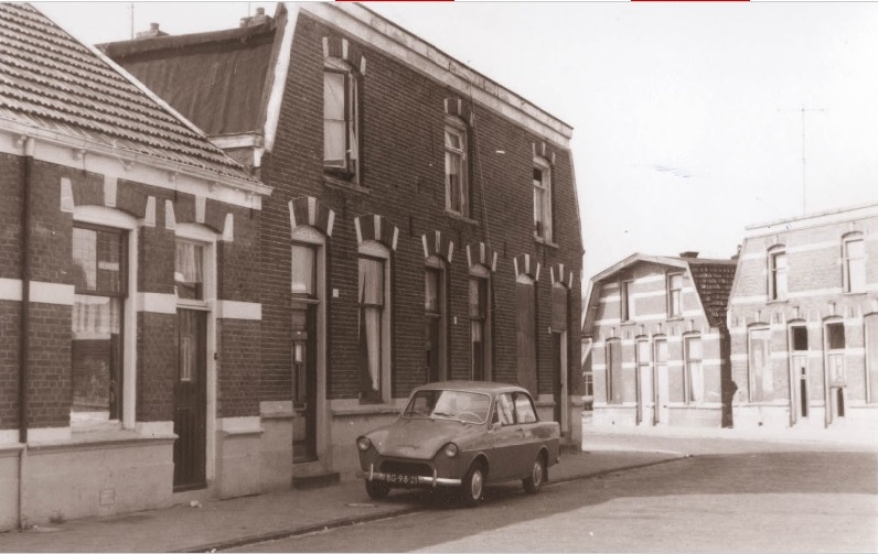 Leijdsweg 6-8-10-12 woningen nov. 1967.jpg
