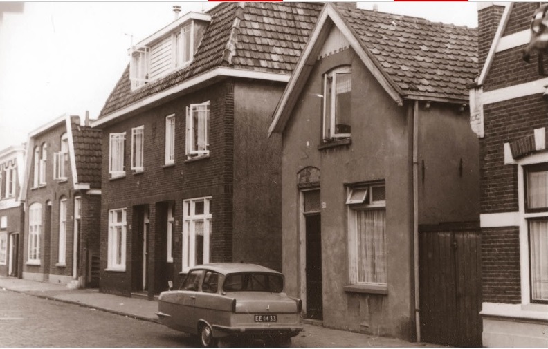 Leijdsweg 20-24 woningen nov. 1967.jpg