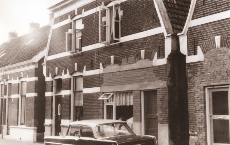 Leijdsweg 53-55 woningen nov. 1967.jpg