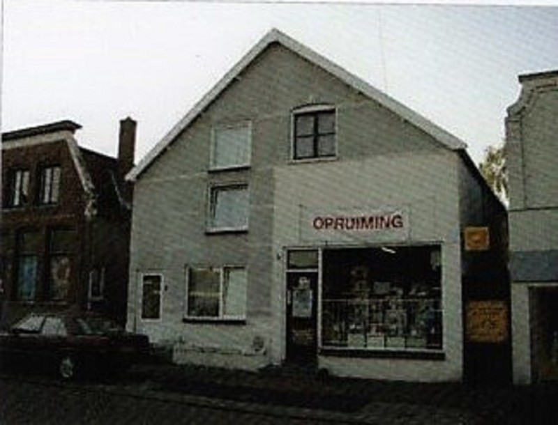 Leliestraat 6 naaimachinehandel Dokter.jpg