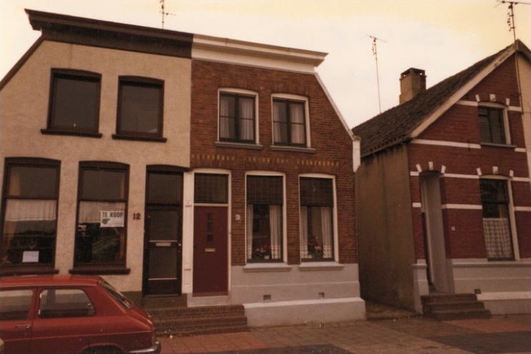 leliestraat 10-12 Voorzijde woningen. Bouwjaar 1910 Foto 1980.jpg