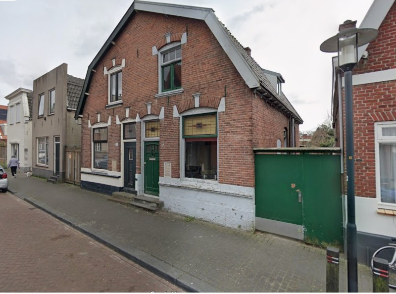 Leliestraat 18-20 woningen bouwjaar 1936 foto maart 2022.jpg