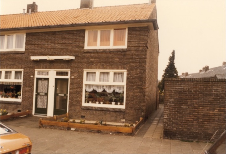 leliestraat 117-119 foto 1977.jpg