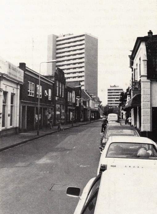 Lipperkerkstraat 32-38 links.jpg