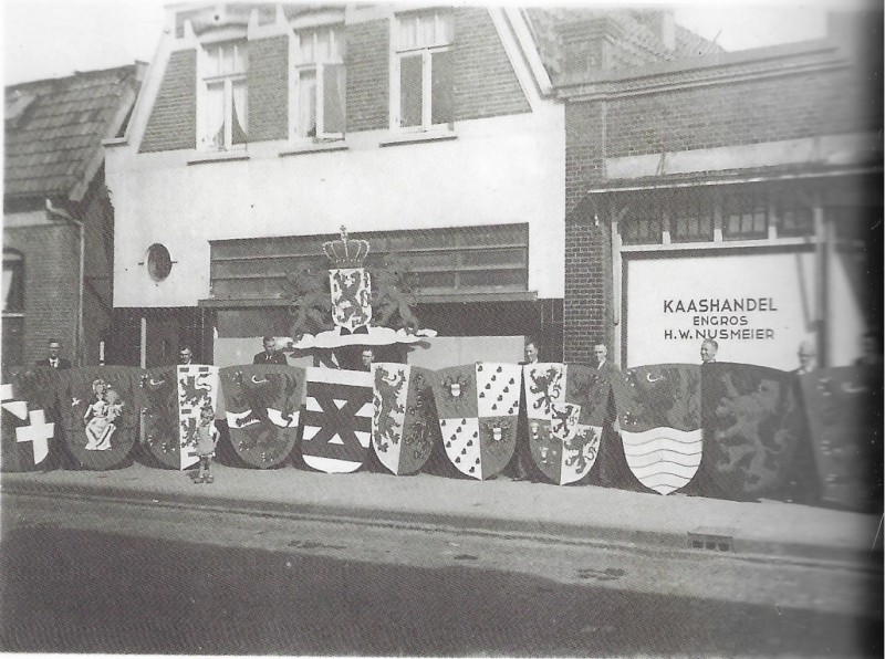 Lipperkerkstraat 139 kaashandel H.W. Nusmeier eerder locatie kaashandel Raven en Agterhuis.jpg