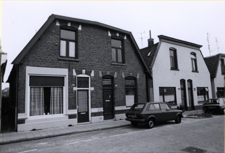 Lipperkerkstraat 160-162 woningen 13-9-1984..jpg