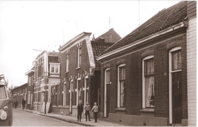 Lipperkerkstraat 230- 232 en 234-240 woningen 1967.jpg