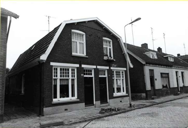Lipperkerkstraat 282-290  woningen 13-9-1984.jpg
