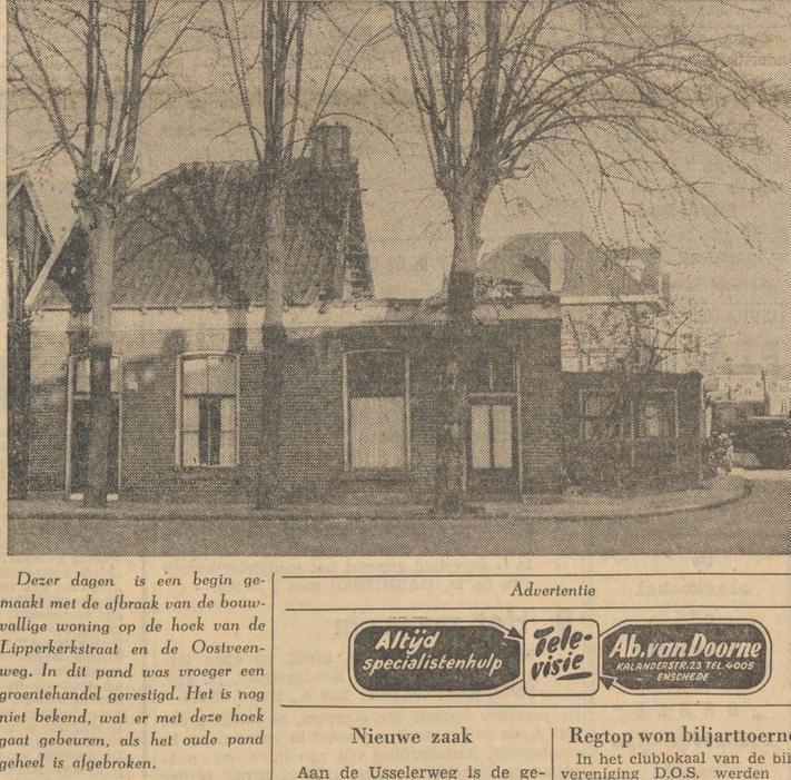 Lipperkerkstraat 289 hoek Oostveenweg 38 sloop krantenfoto Tubantia 2-11-1957.jpg
