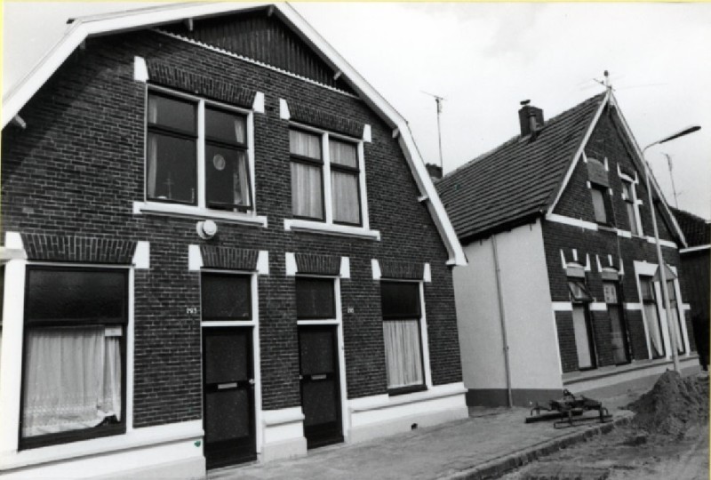 Lipperkerkstraat 293-295-297-299 woningen 13-9-1984.jpg