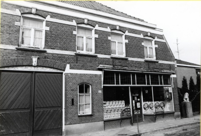Lipperkerkstraat 309 kruidenierswinkel Wonnink 13-9-1984.jpg