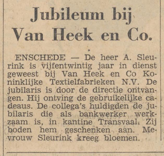A.Sleurink 25 jaar indienst bij textielfabriek Van Heek en Co krantenbericht Tubantia 29-3-1965.jpg
