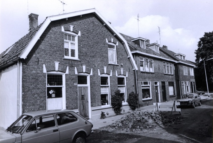 Lipperkerkstraat 359-361 Aantal woningen opgebroken straat 13-9-1984.jpg