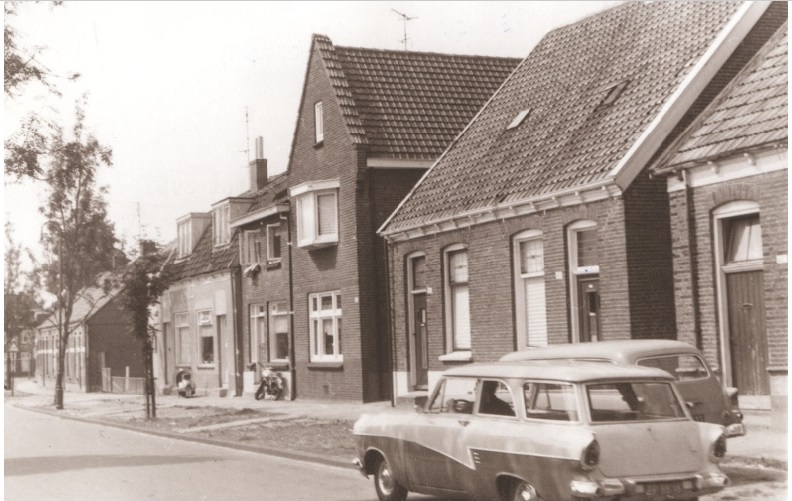 Lipperkerkstraat 393-405 woningen 1967.jpg