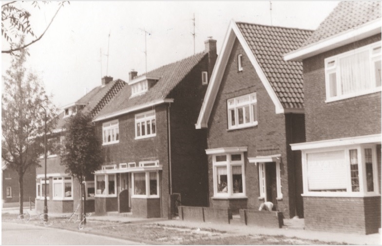 Lipperkerkstraat 421-429 woningen 1967.jpg