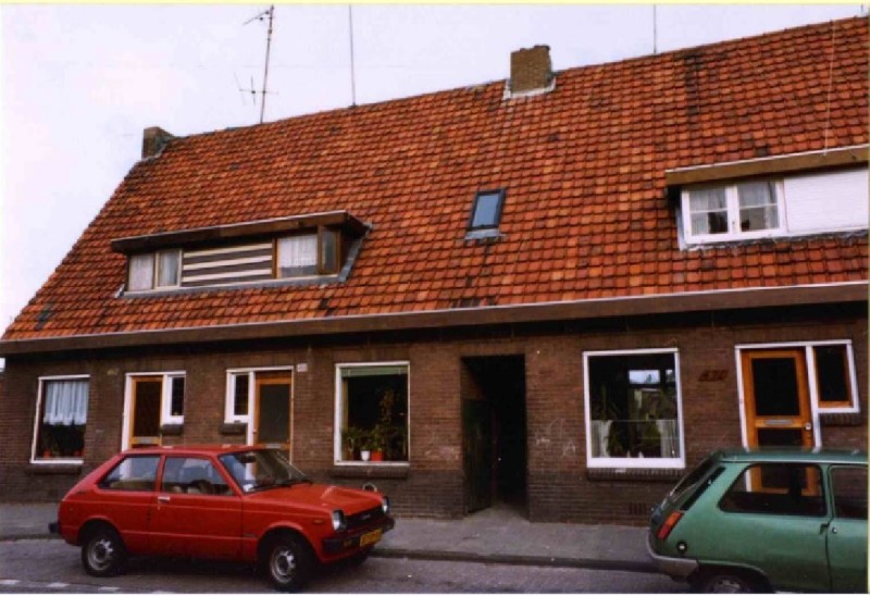 Lipperkerkstraat 467-469 (gebouwd in 1930} foto 1980.jpg